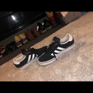 Men’s Adidas Samba Businetz